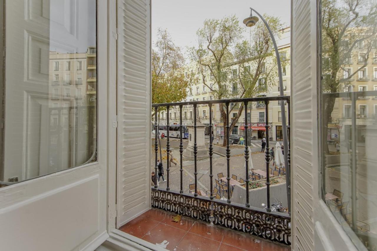 Spacious New Apartment Para 7 En La Plaza De Tirso De Molina Madrid Exterior photo