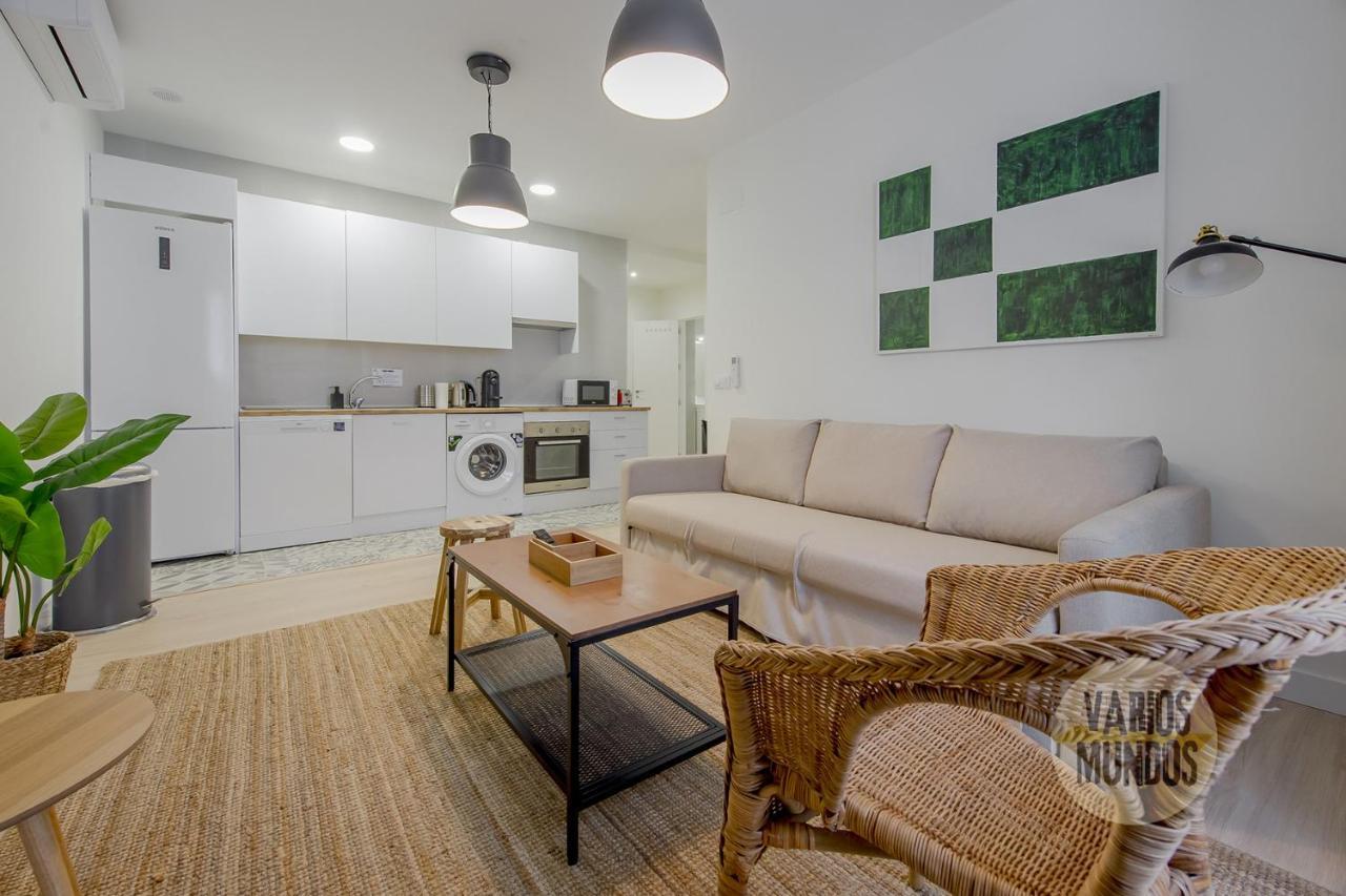 Spacious New Apartment Para 7 En La Plaza De Tirso De Molina Madrid Exterior photo