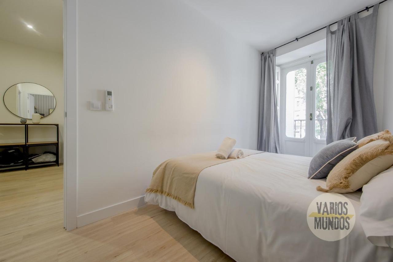 Spacious New Apartment Para 7 En La Plaza De Tirso De Molina Madrid Exterior photo